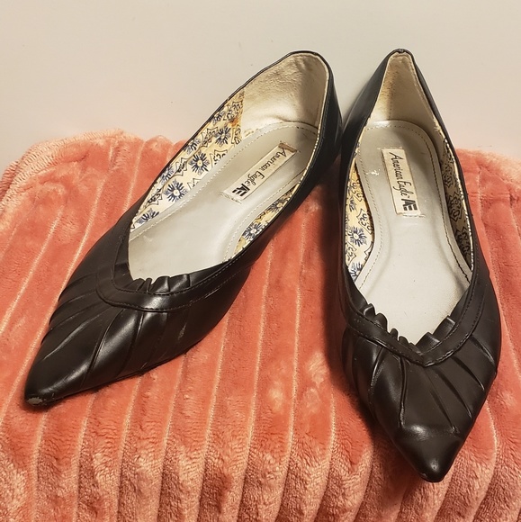 Shoes - Picture 4 of 4